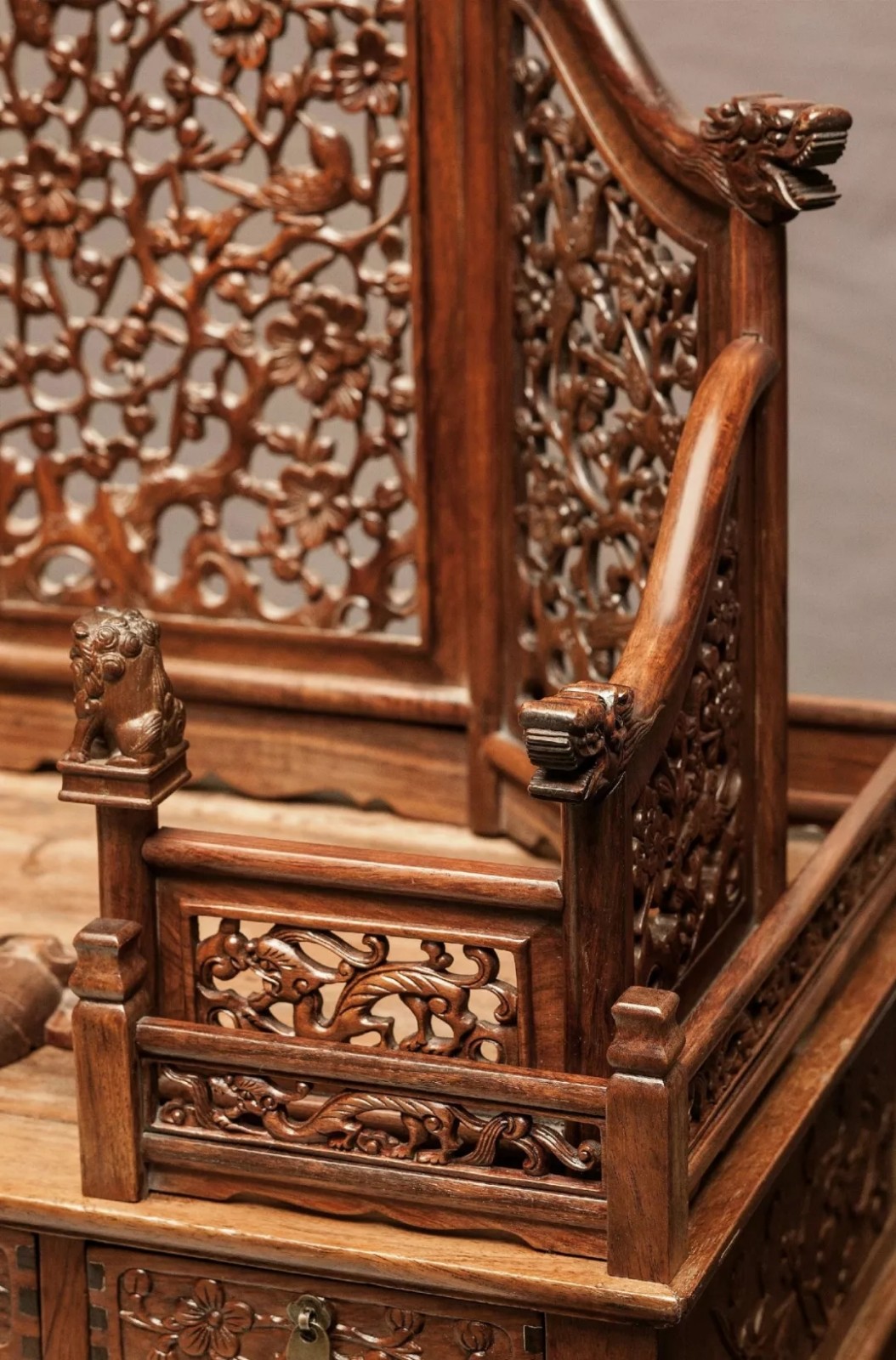 穷工极巧：明清家具支架类